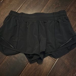 Hottie hot shorts 2.5”